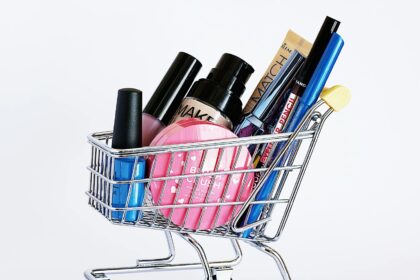 assorted cosmetic lot
