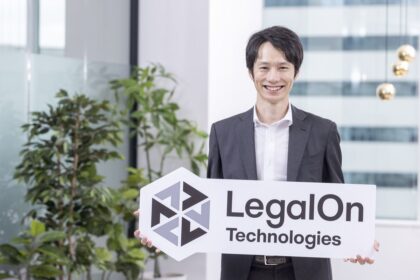 LegalOn image showing a man with LegalOn banner