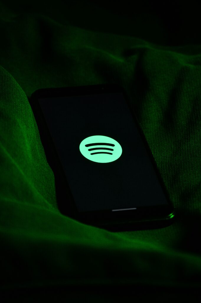 Spotify music on screen