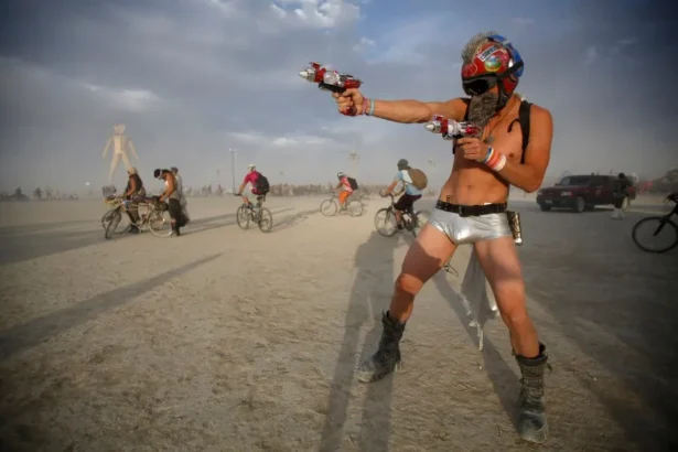 usa-nevada_burningman-11
